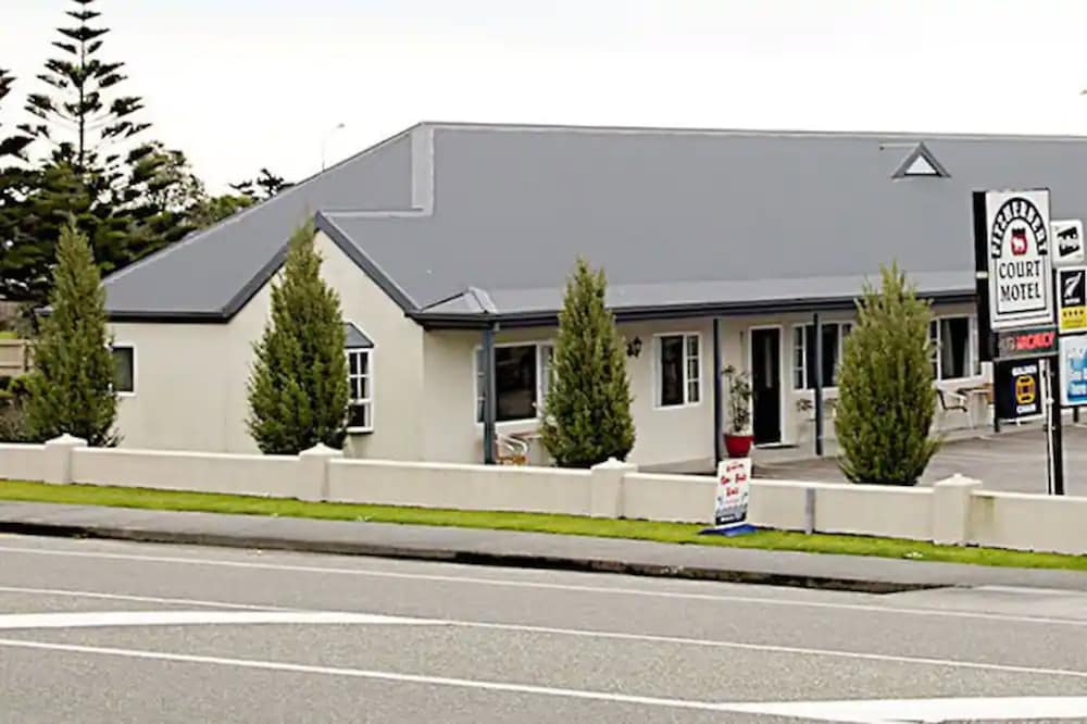 fitzherbert court motel