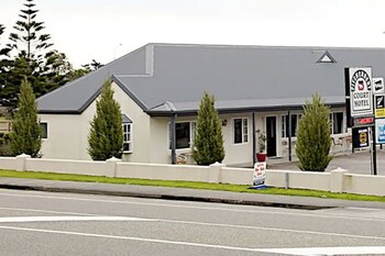 fitzherbert court motel