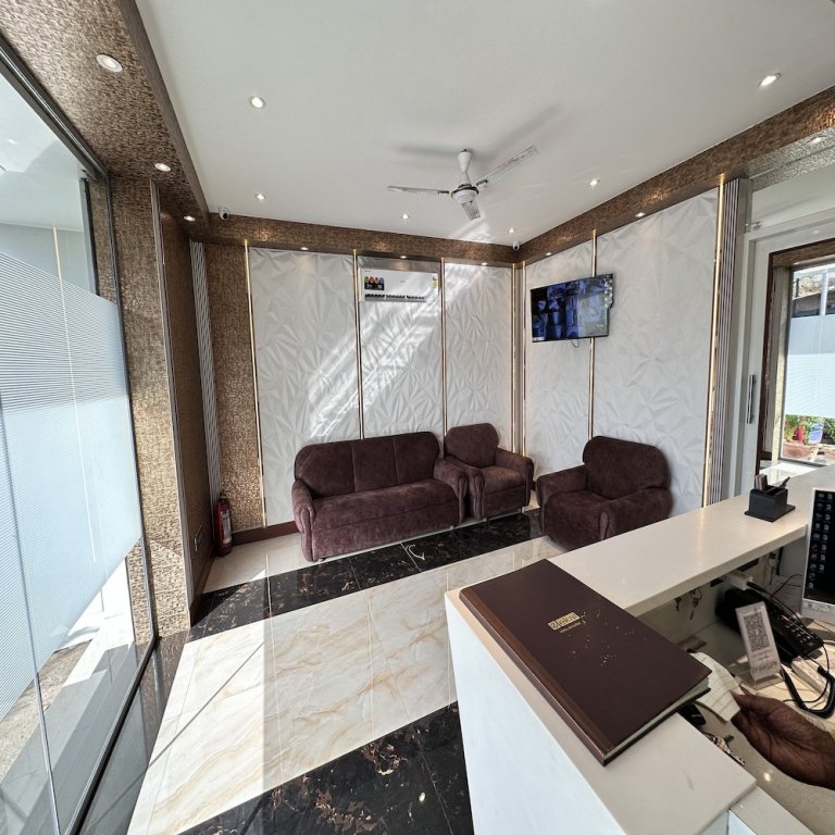 Hotel Orchid Inn,Shop No 1, Mustafa Market, Near Hotel Peninsula, Lokmanya Tilak Nagar, Saki Naka, Mumbai, Maharashtra 400072,3 star