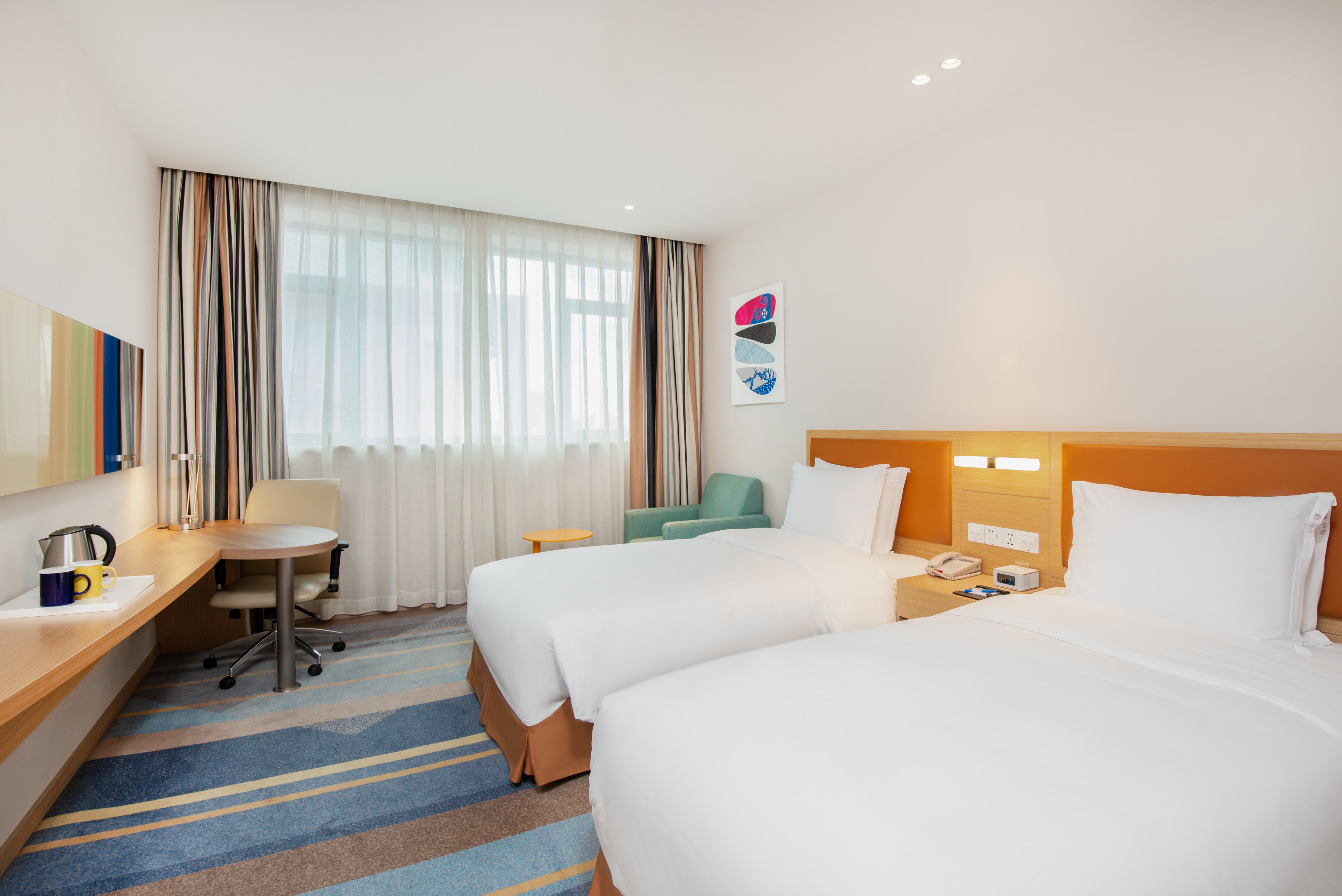 holiday inn express shanghai zhenping by ihg