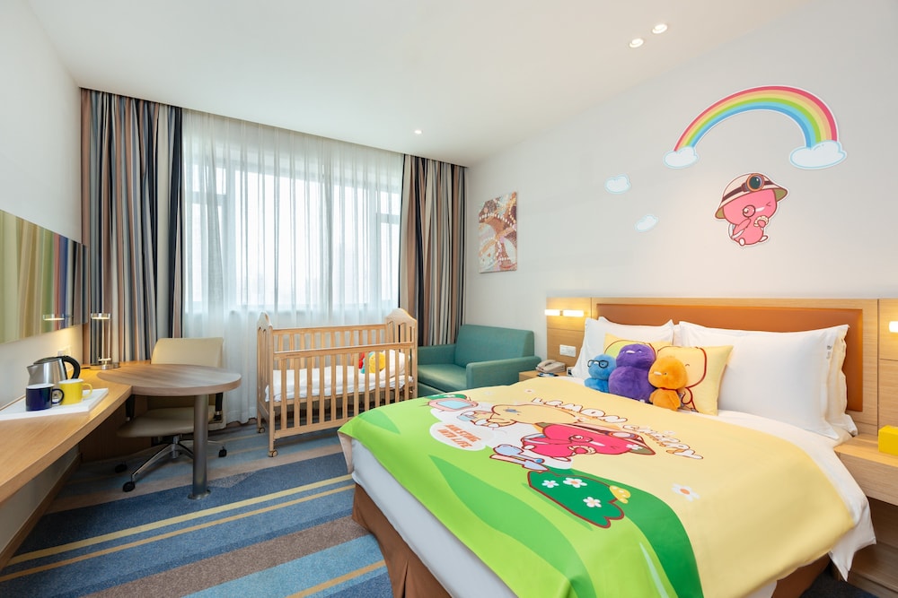 holiday inn express shanghai zhenping by ihg