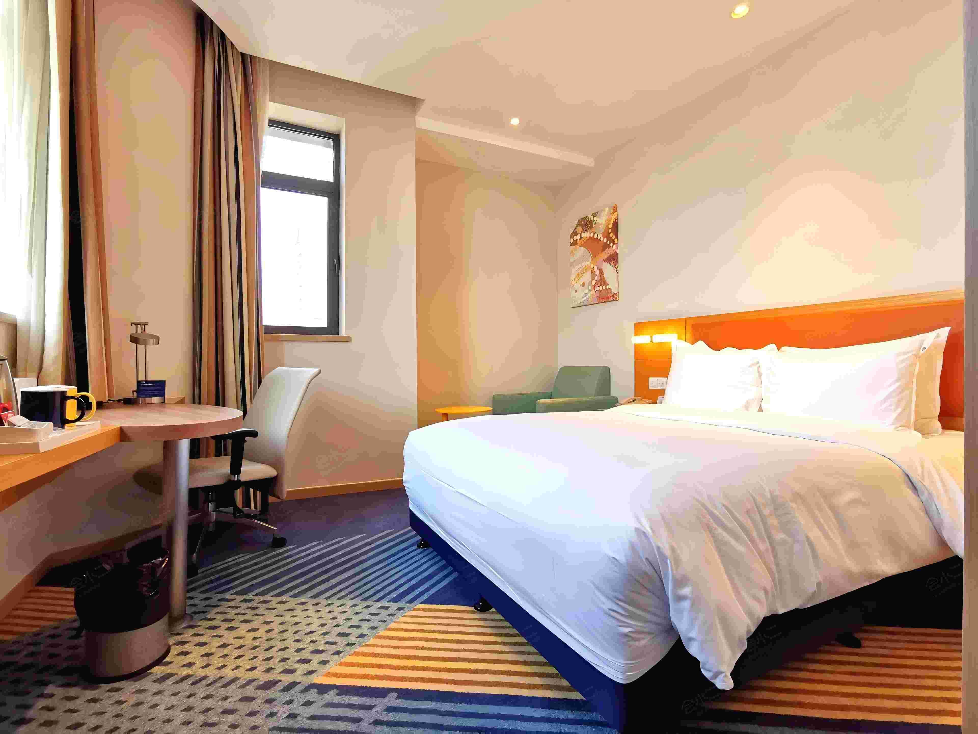 holiday inn express shanghai zhenping by ihg