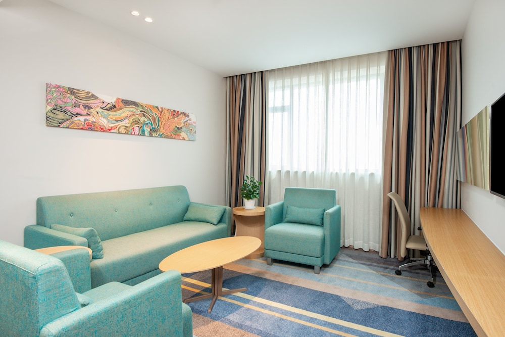 holiday inn express shanghai zhenping by ihg