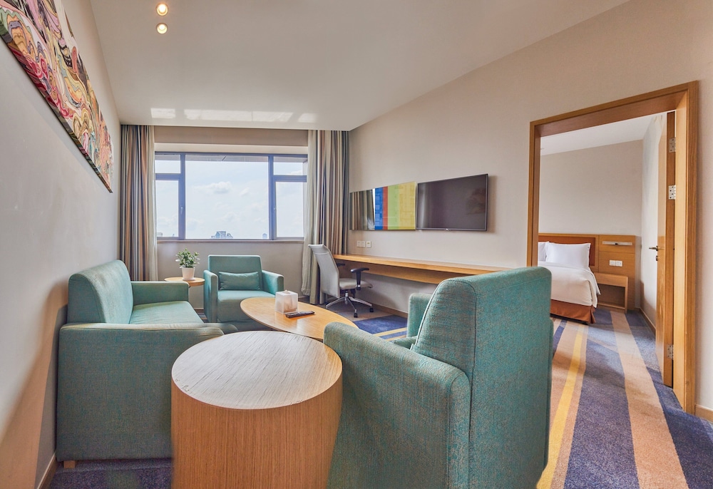 holiday inn express shanghai zhenping by ihg