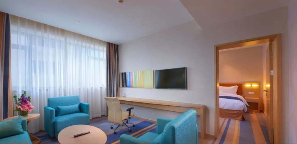 holiday inn express shanghai zhenping by ihg
