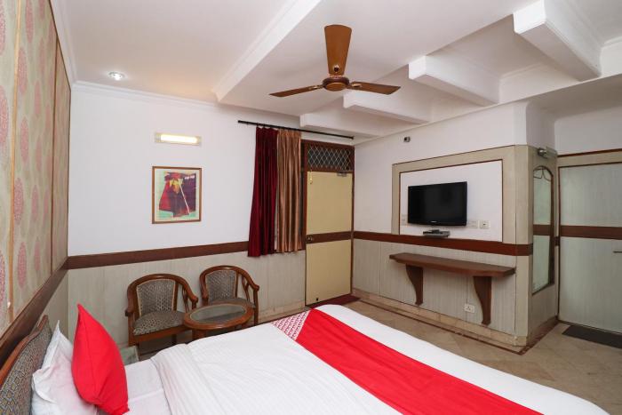 highway inn international