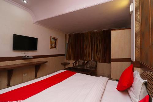 highway inn international