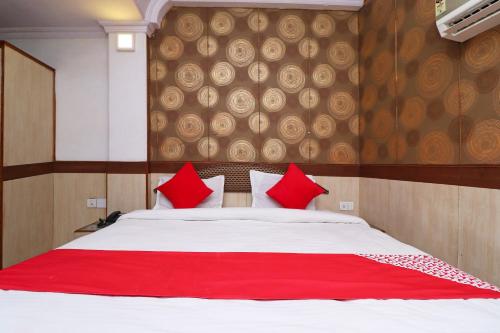 highway inn international