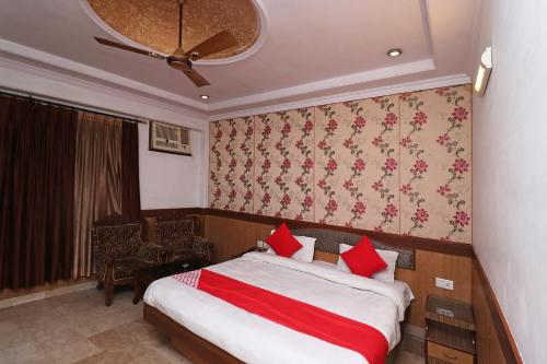 highway inn international