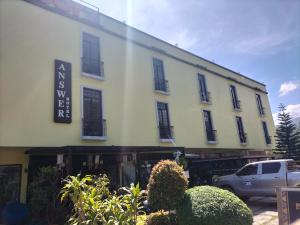 answer hotel