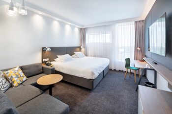 holiday inn prague airport by ihg