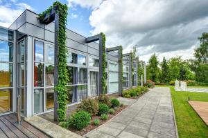 holiday inn prague airport by ihg