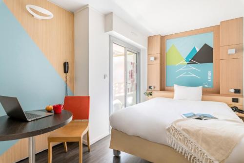 ibis styles annecy gare centre