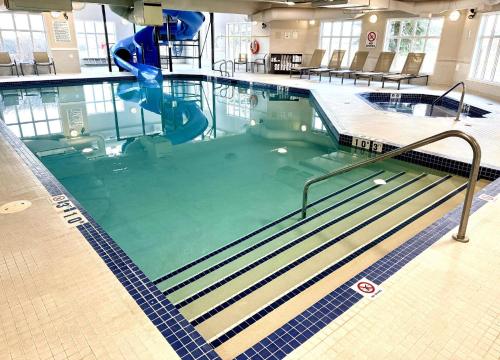 holiday inn express hotel and suites airdrie calgary north by ihg