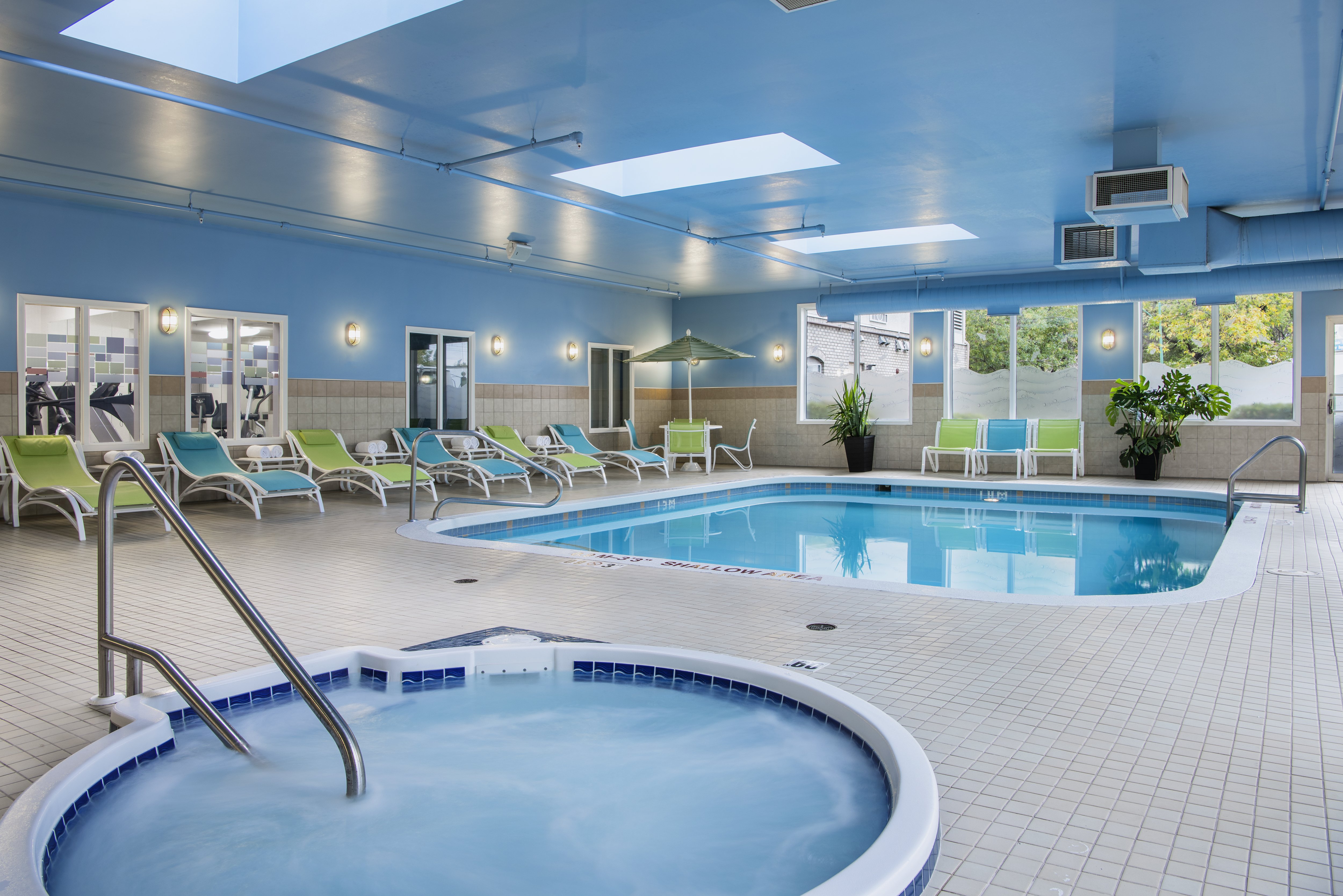 holiday inn express and suites saskatoon by ihg