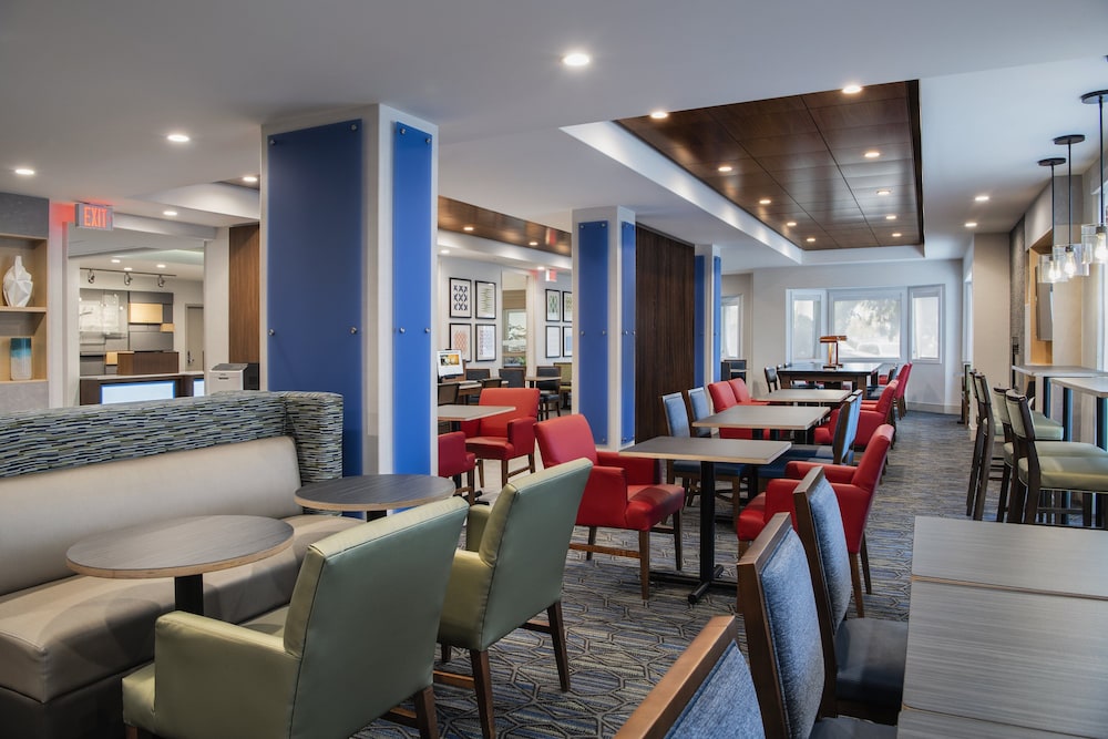 holiday inn express and suites saskatoon by ihg