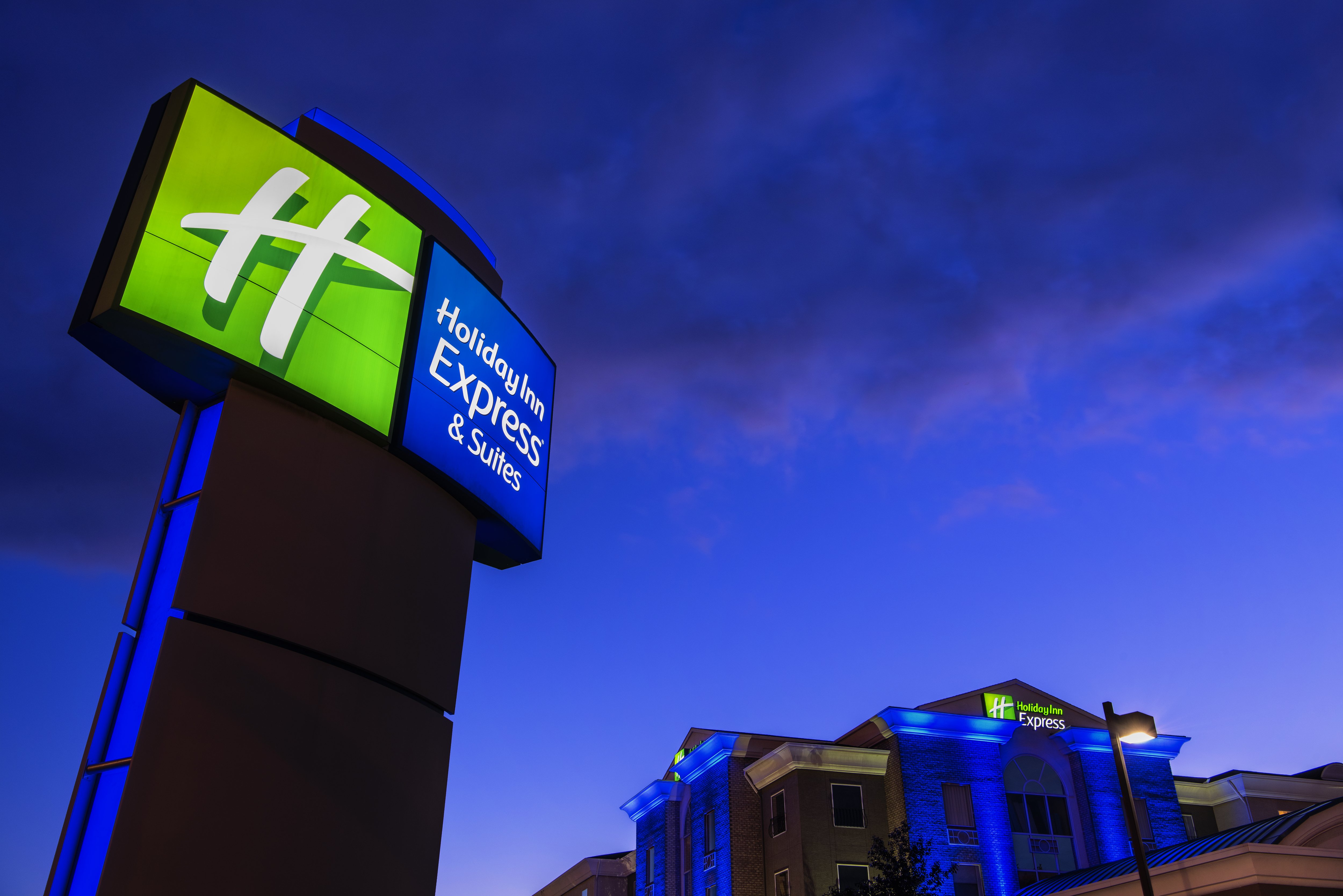 holiday inn express and suites saskatoon by ihg