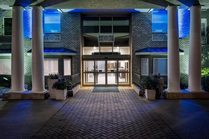 holiday inn express and suites saskatoon by ihg