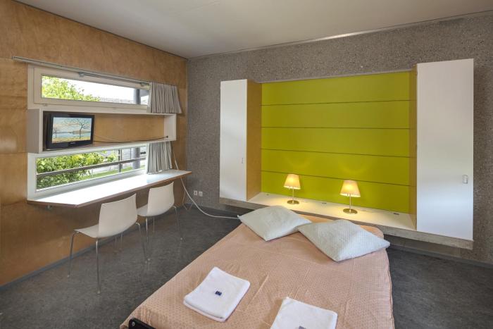 lausanne youth hostel jeunotel