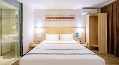 city comfort inn beihai rt mart high speed railway station