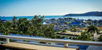 coral sea vista apartments