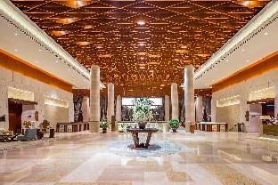 swan lakeview hotel