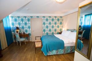 townhouse boutique hotel