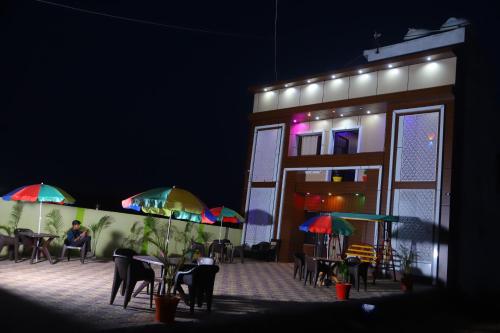 hotel krishna manu palace