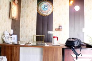 hotel krishna manu palace