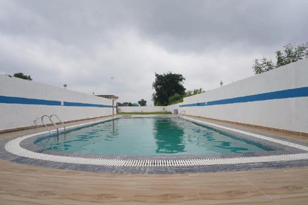 hotel krishna manu palace