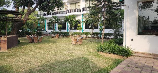 novel resort jim corbett