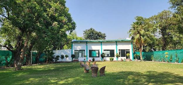 novel resort jim corbett