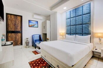 hotel vibes inn ddn