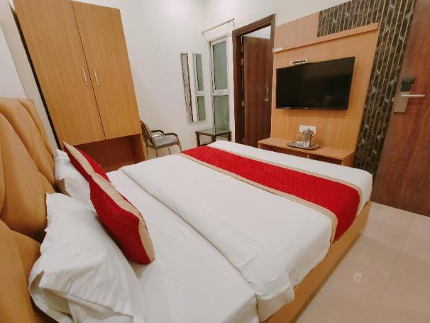 hotel bansal paradise