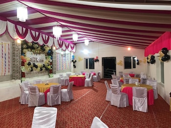 kvr clarks inn kufri
