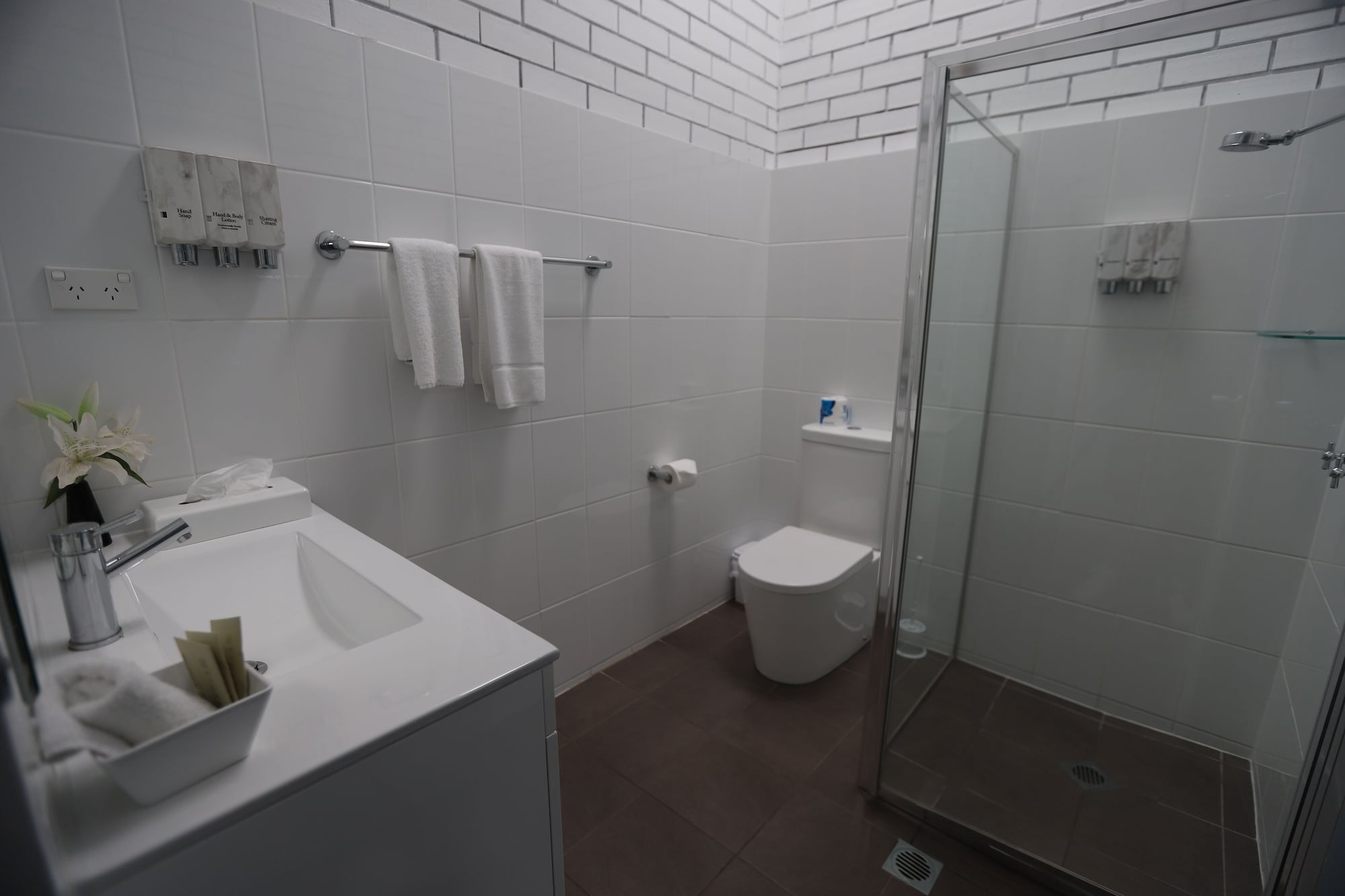 the town house motor inn