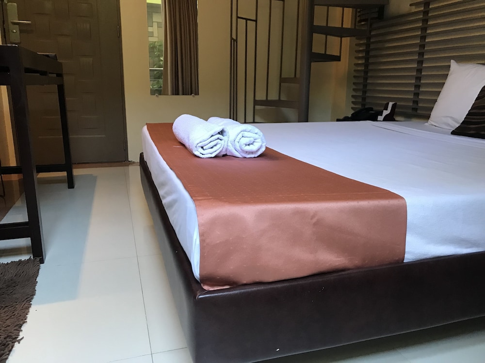 regency hotel de vigan