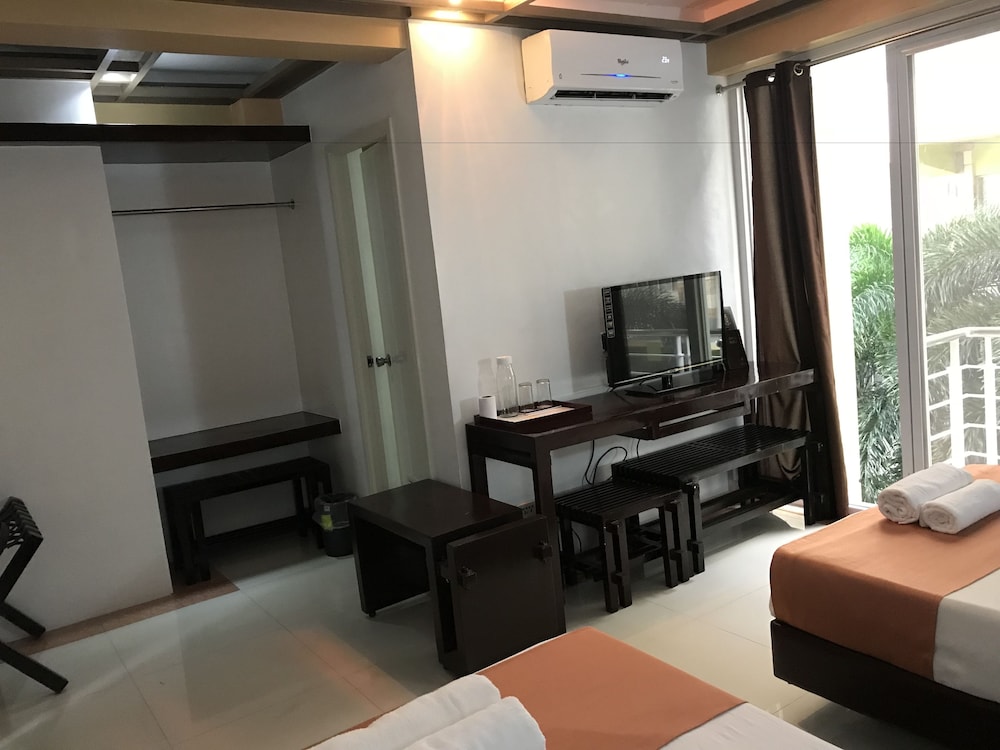 regency hotel de vigan