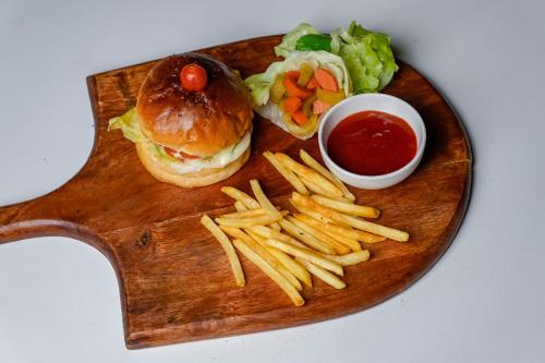 crowne plaza pune city centre by ihg