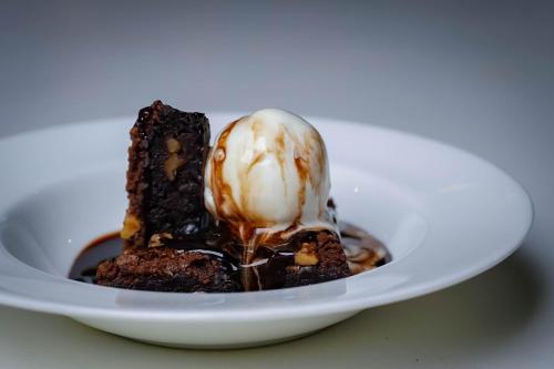 crowne plaza pune city centre by ihg