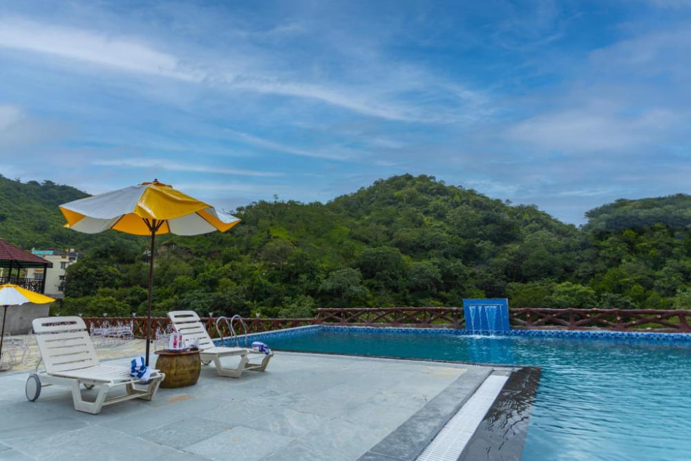 the rock valley resort
