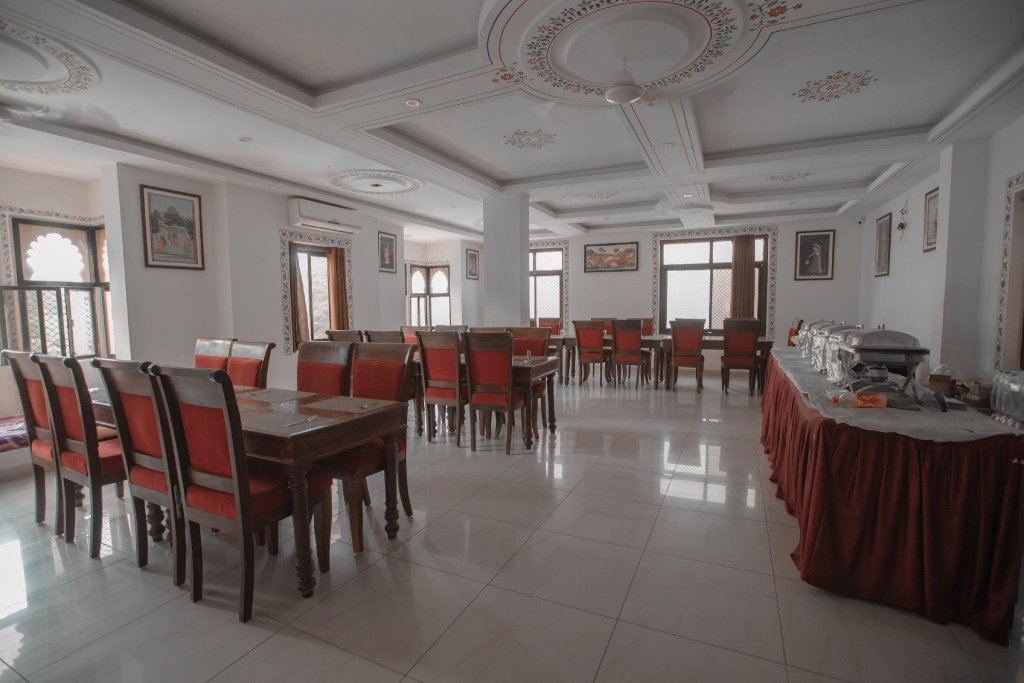 The Rock Valley Resort,,3 star