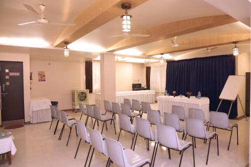 hotel shreyas