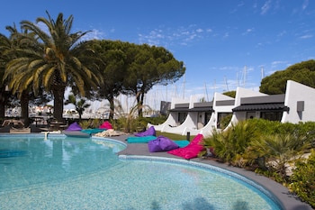 le spinaker boutique hotel restaurant