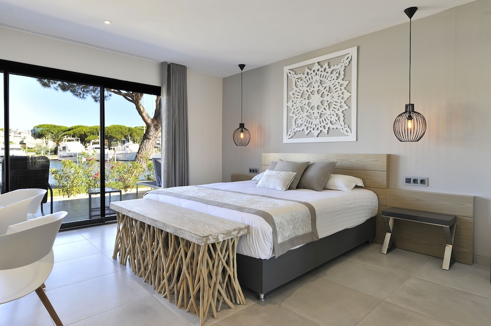 le spinaker boutique hotel restaurant