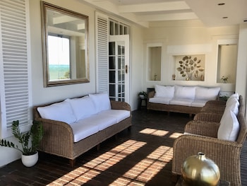 Manor On The Bay,117 Beach Rd Gordons Bay,4 star