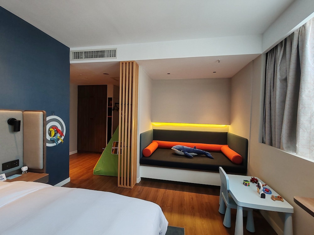 holiday inn express kunming panlong