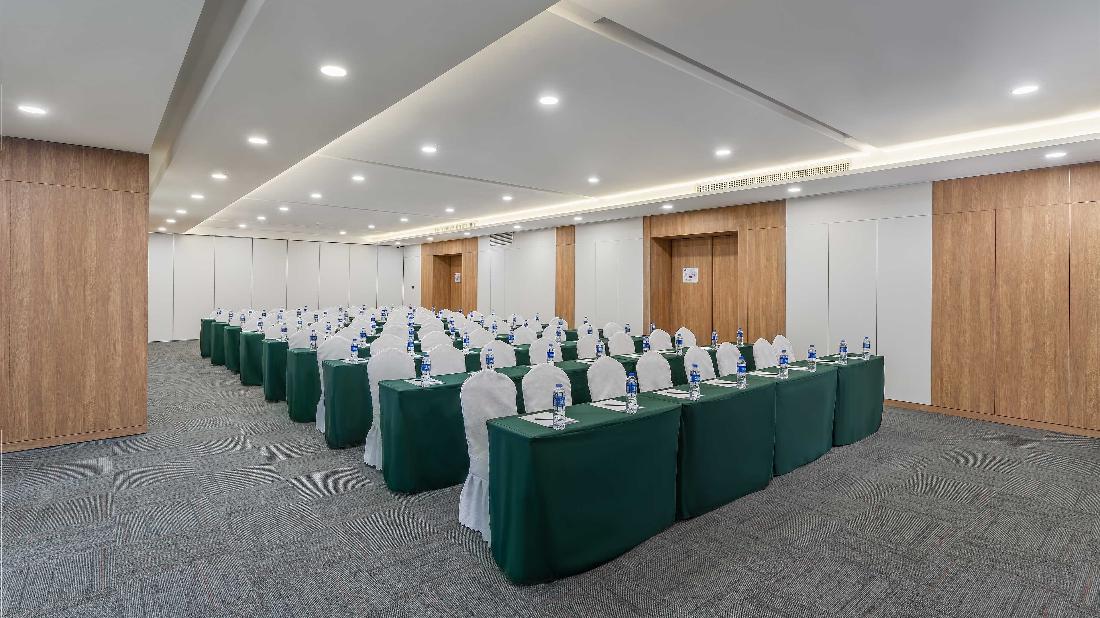 holiday inn express kunming panlong
