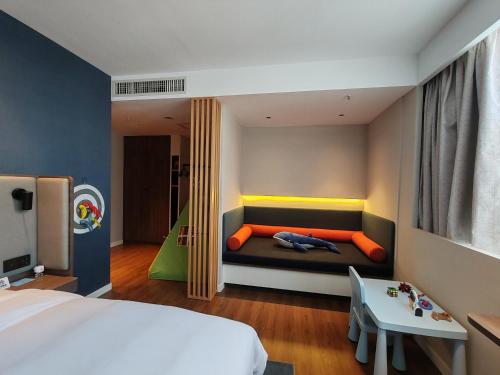 holiday inn express kunming panlong