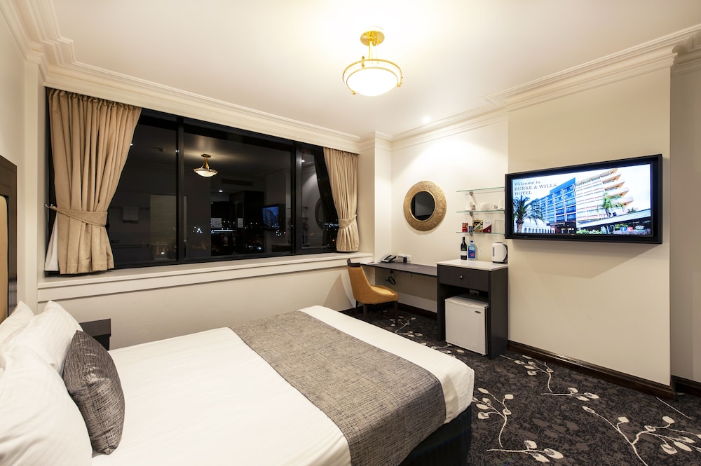 burke and wills hotel